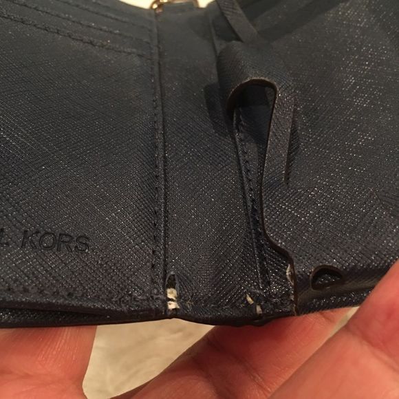 Michael Kors wristlet iPhone 5 blue wallet - Picture 6 of 8